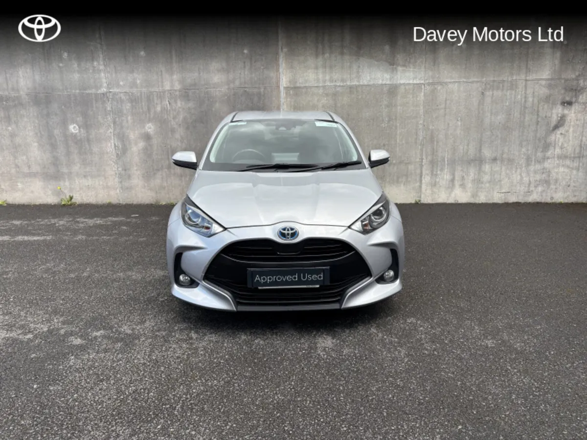 Toyota Yaris L/SPORT MOBILE HYB MONO 4DR AUTO - Image 4