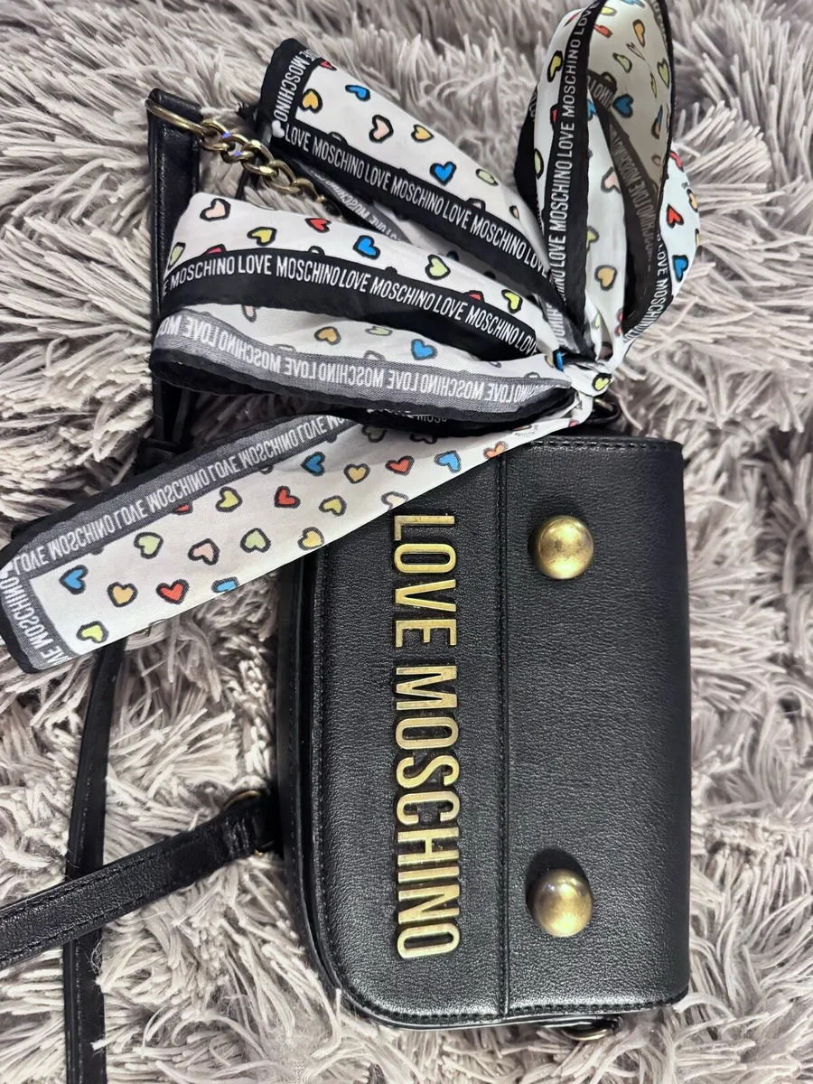 Love moschino bag - Image 3