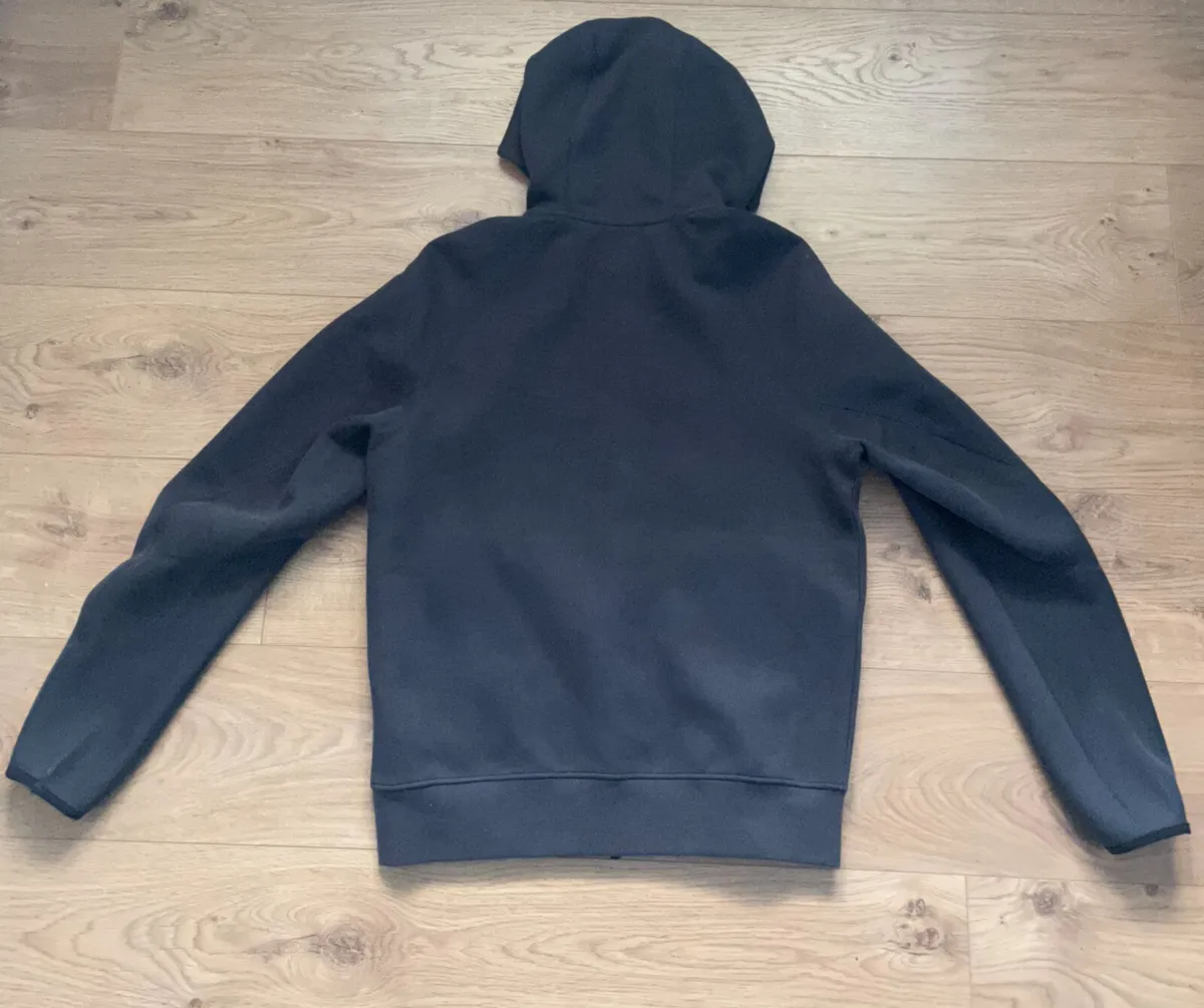 Nike tracksuit - Image 4