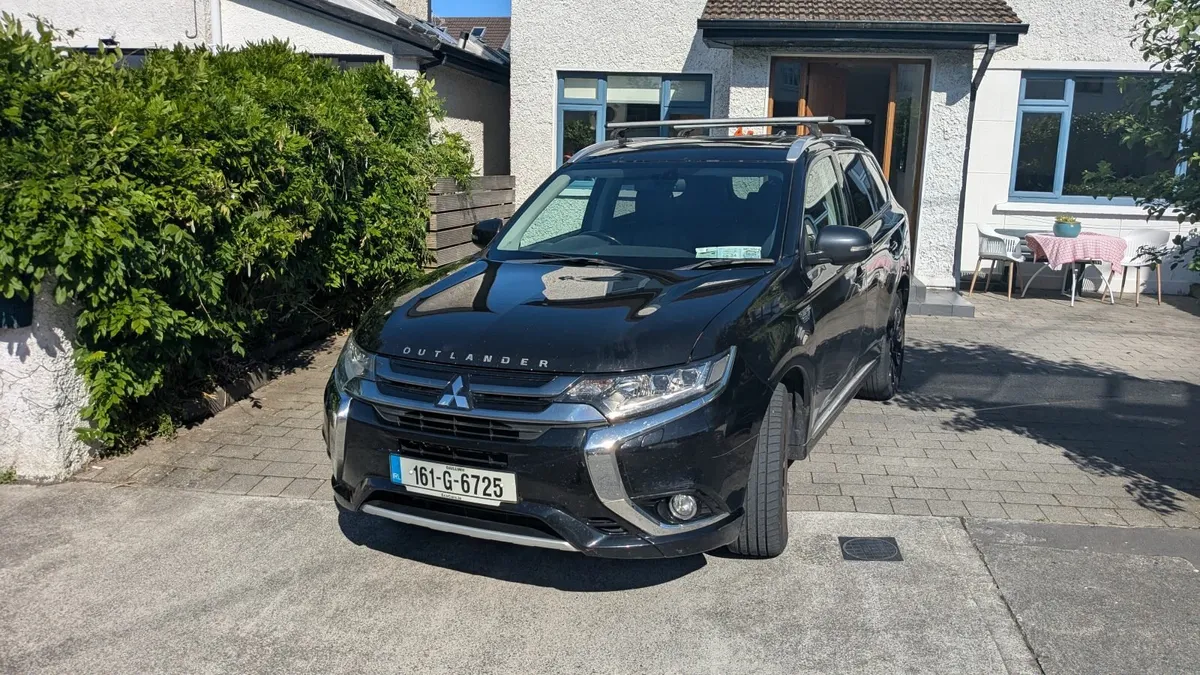 Mitsubishi Outlander 2016 - Image 1