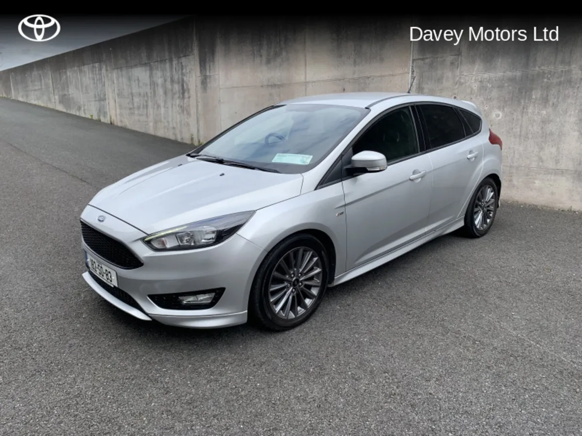 Ford Focus ST-LINE 1.0 ECOBOOST 125PS 6SPEED - Image 3