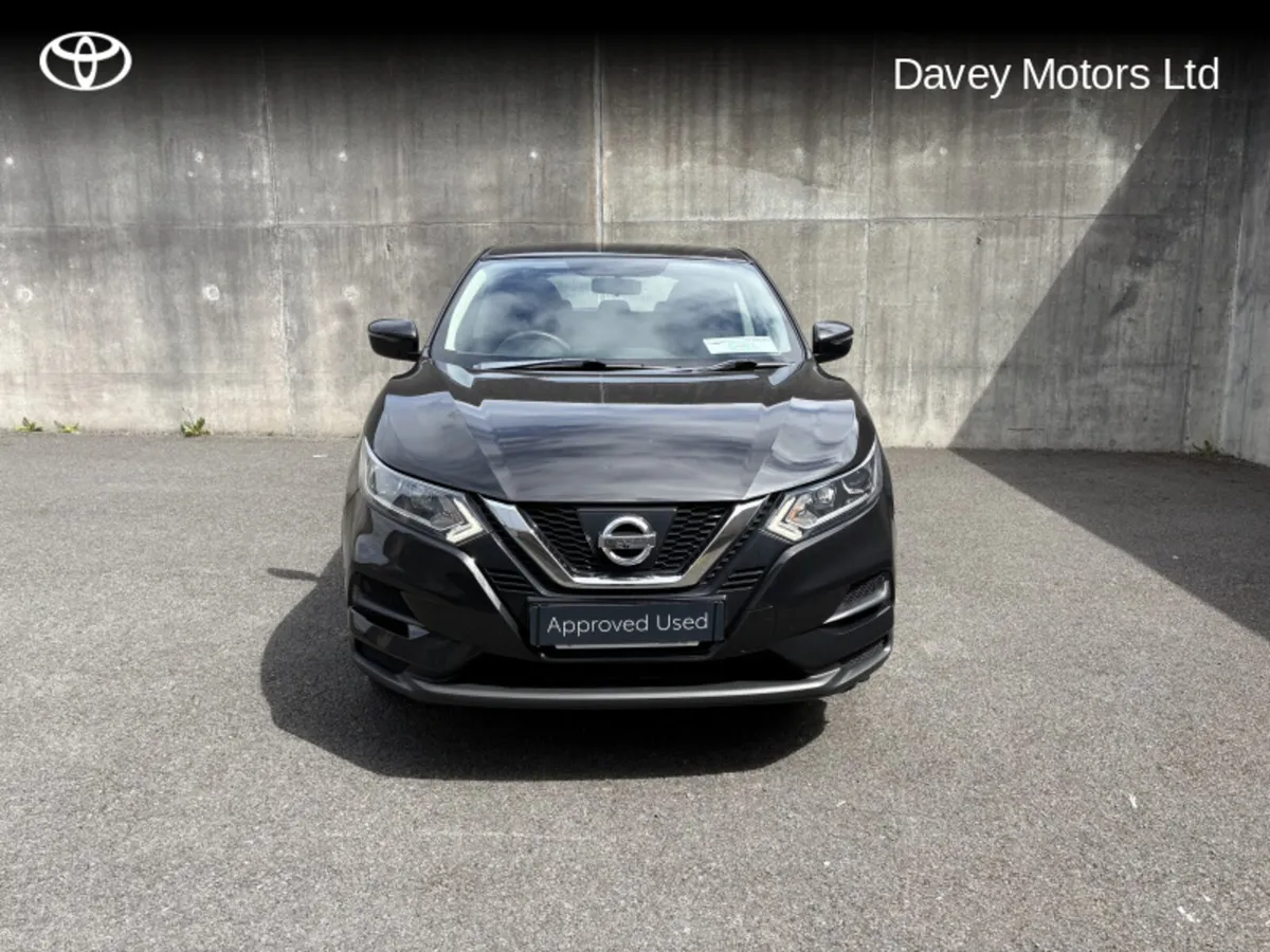 Nissan Qashqai 1.2 XE 18 4DR - Image 4