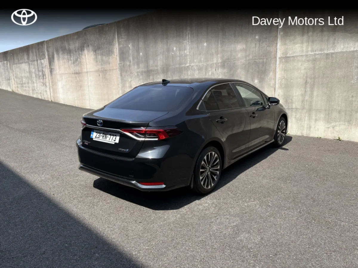 Toyota Corolla LUNA 4DR SPORT SALOON - Image 2