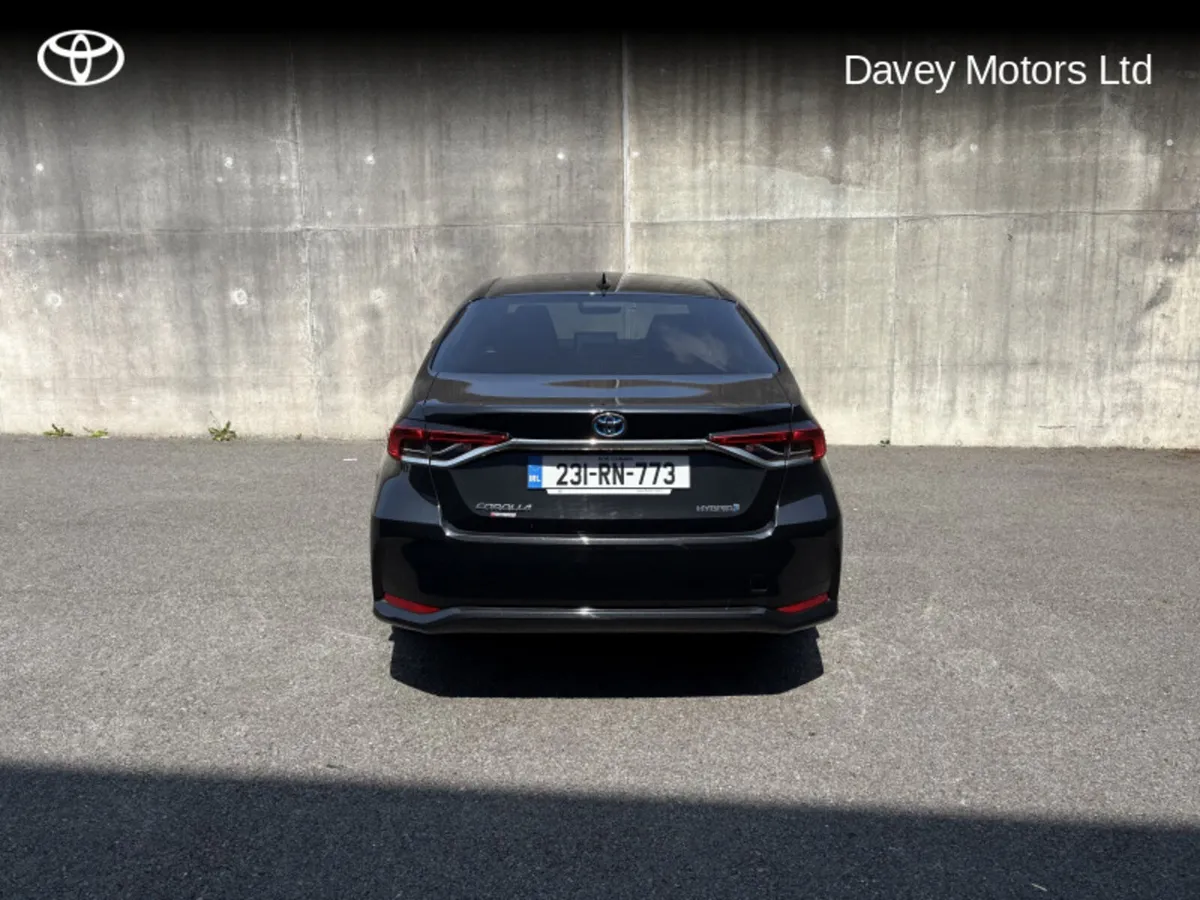 Toyota Corolla LUNA 4DR SPORT SALOON - Image 3