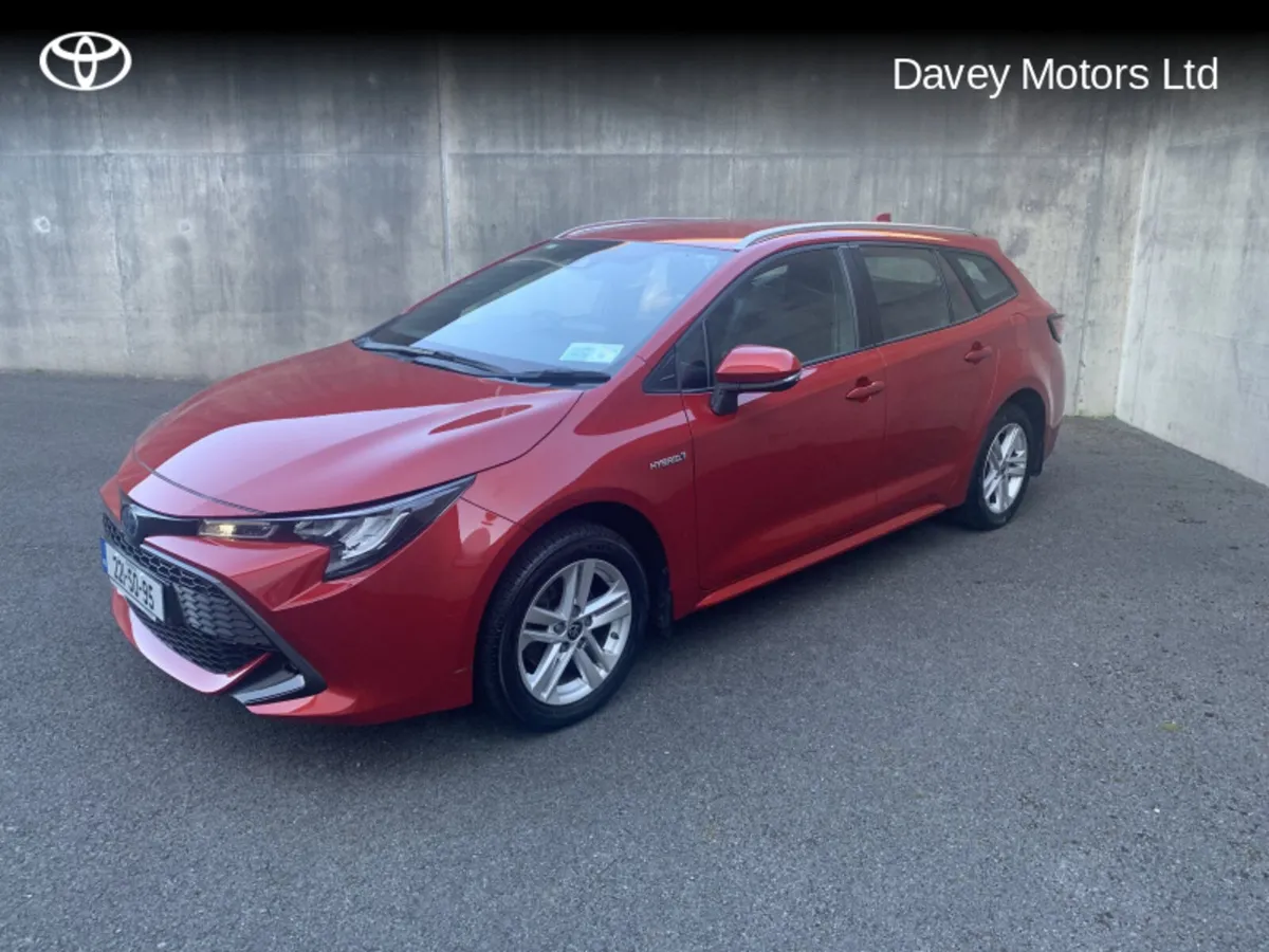 Toyota Corolla HYB 1.8 LUNA T TS 4DR AUTO - Image 3