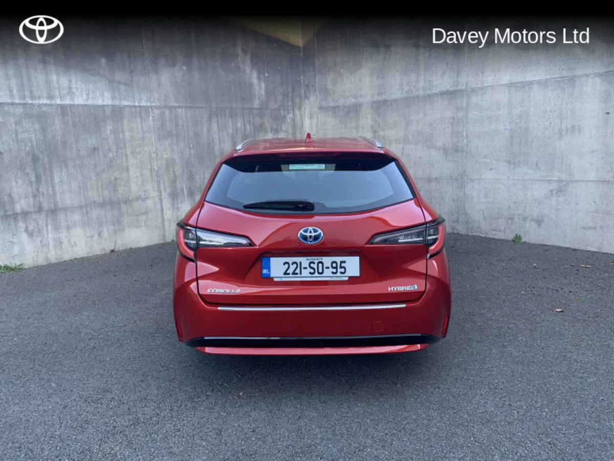 Toyota Corolla HYB 1.8 LUNA T TS 4DR AUTO - Image 4