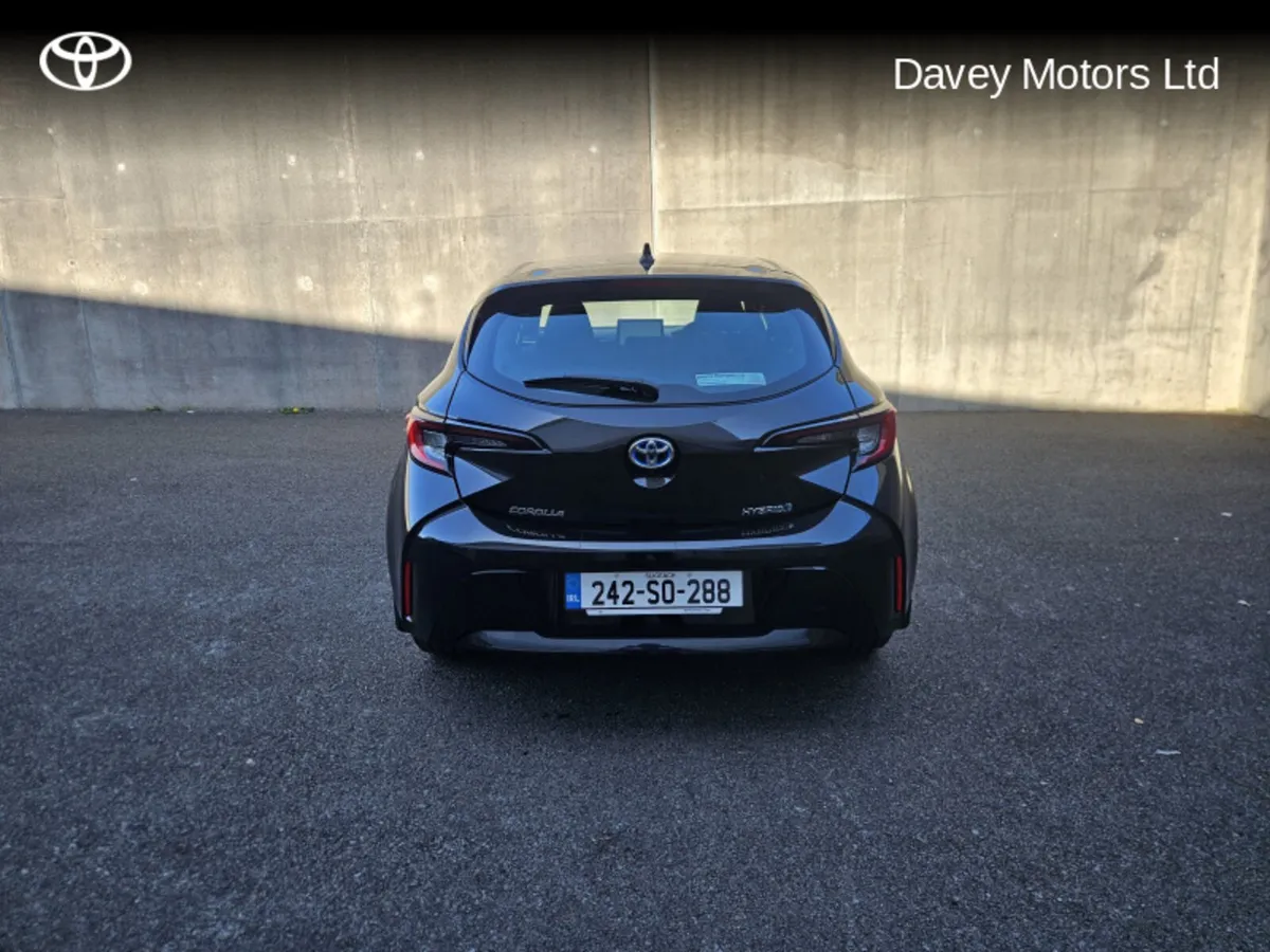 Toyota Corolla - Image 4