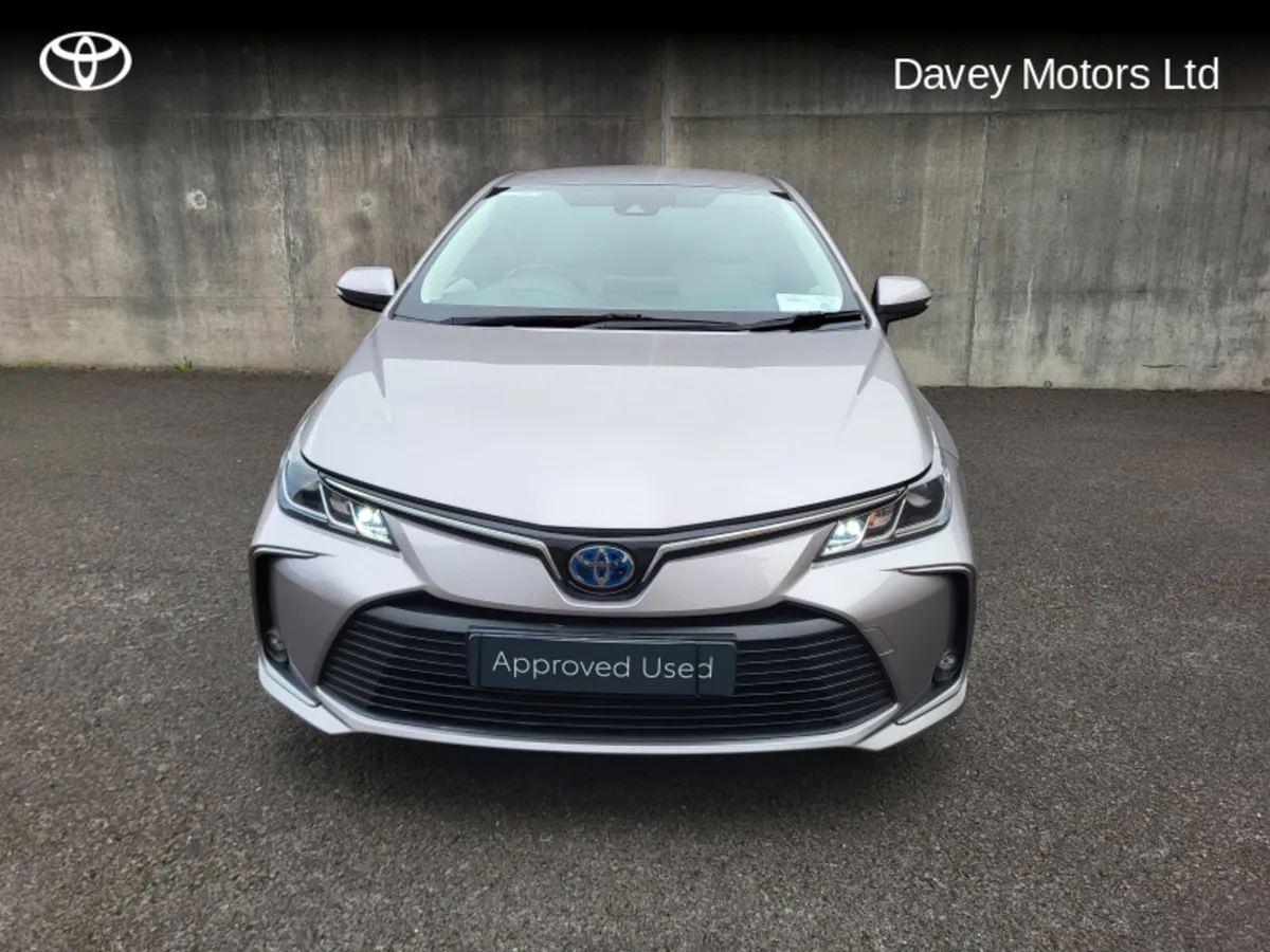 Toyota Corolla HYB LUNA SPORT 4DR AUTO - Image 4