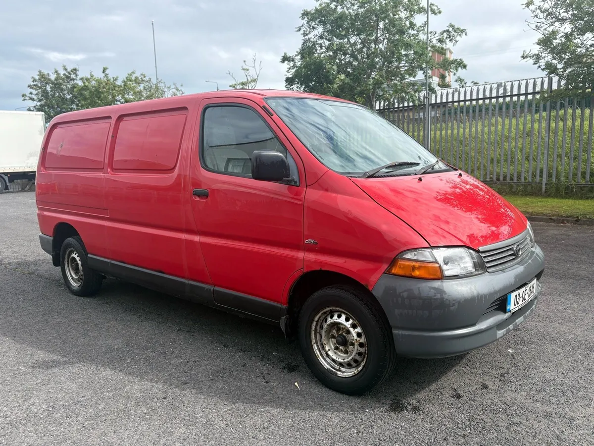 2003 Toyota Hiace D4D. - Image 1