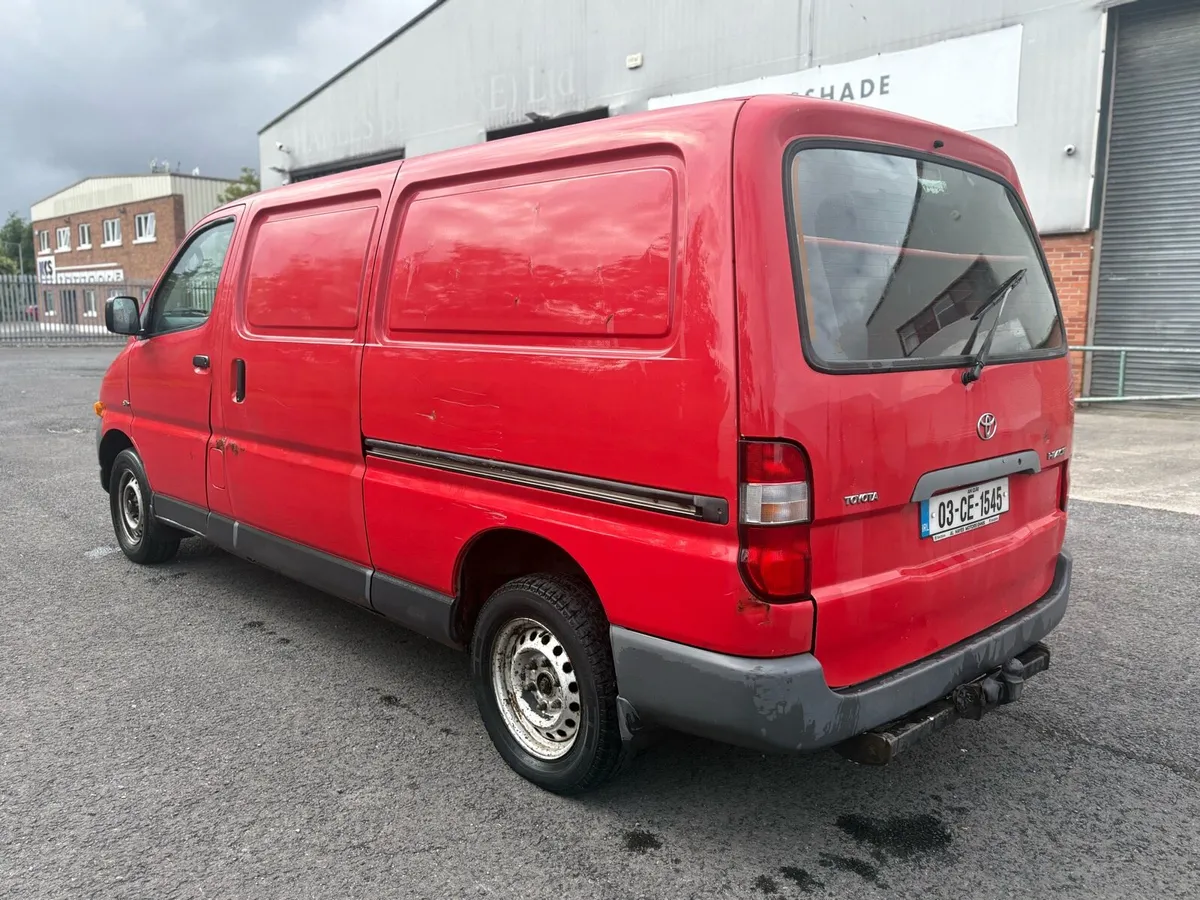 2003 Toyota Hiace D4D. - Image 4