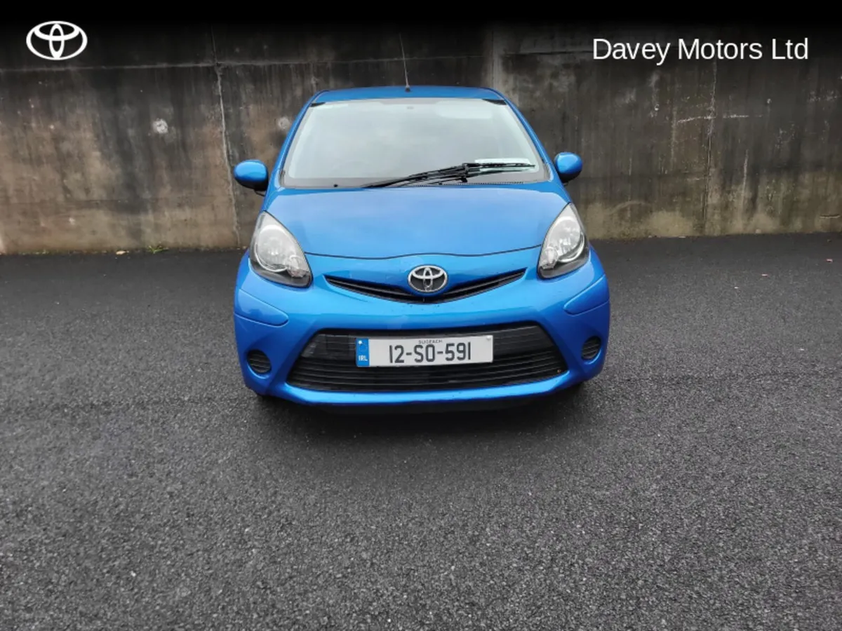 Toyota Aygo 1.0 AURA 4DR - Image 3