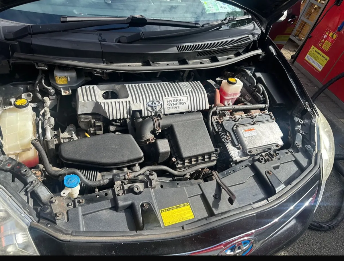 Toyota Auris 2010 - Image 3