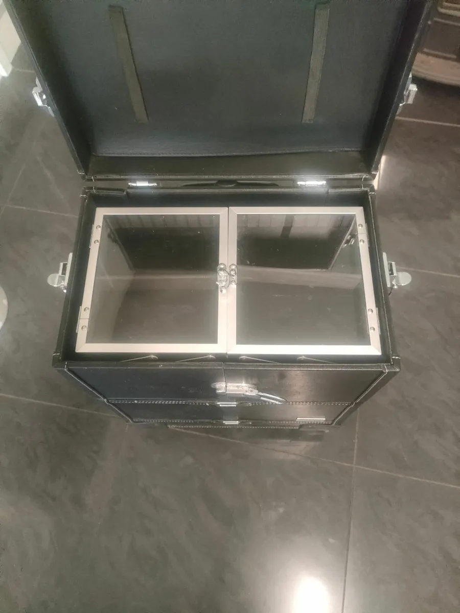 Large makeup case - Image 4