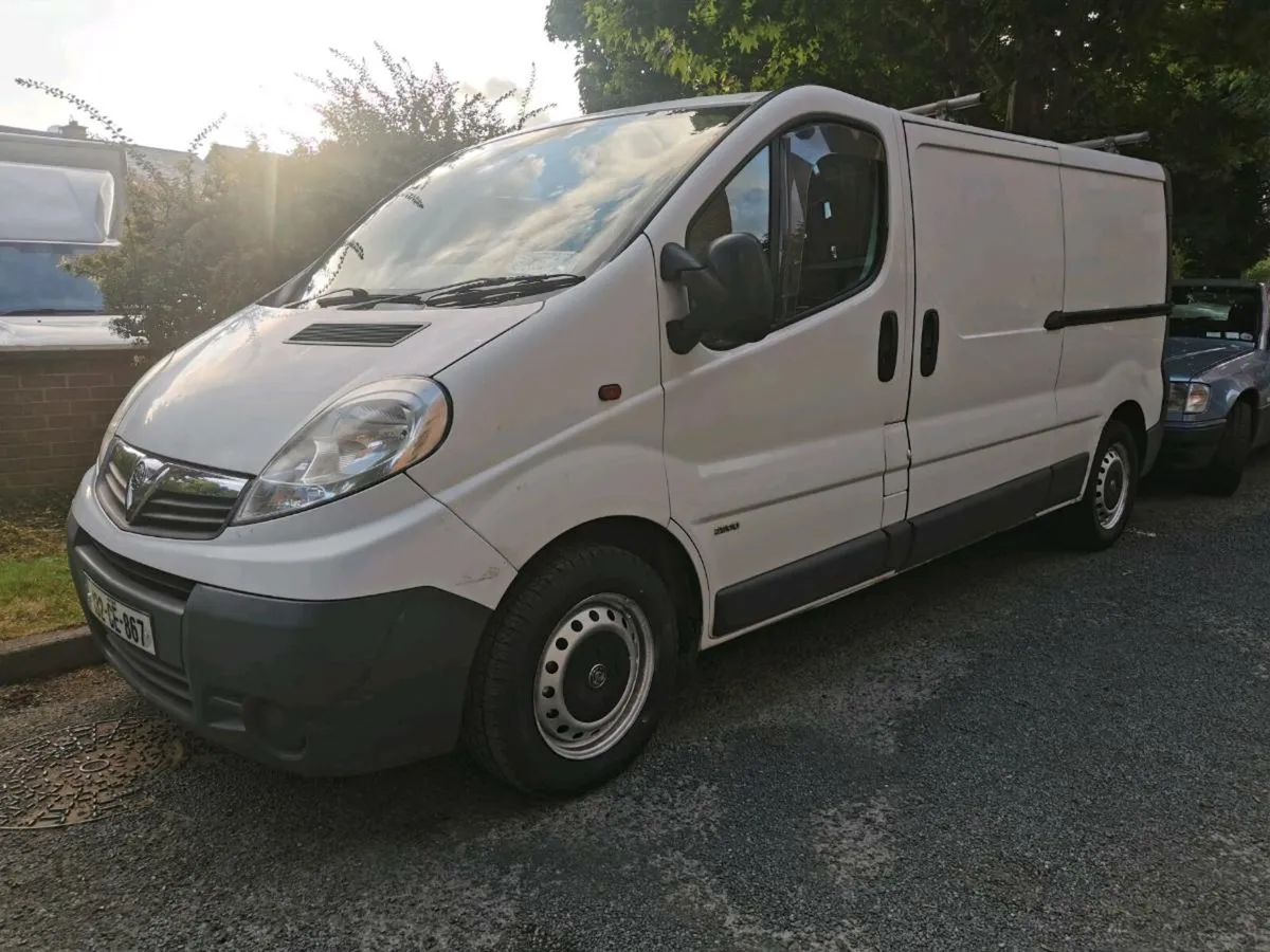 Vivaro - Image 1