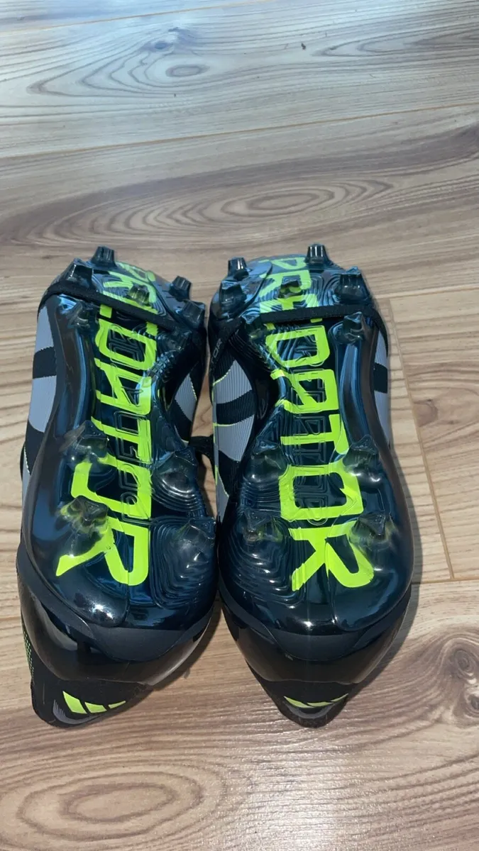 Adidas predators uk11 - Image 3