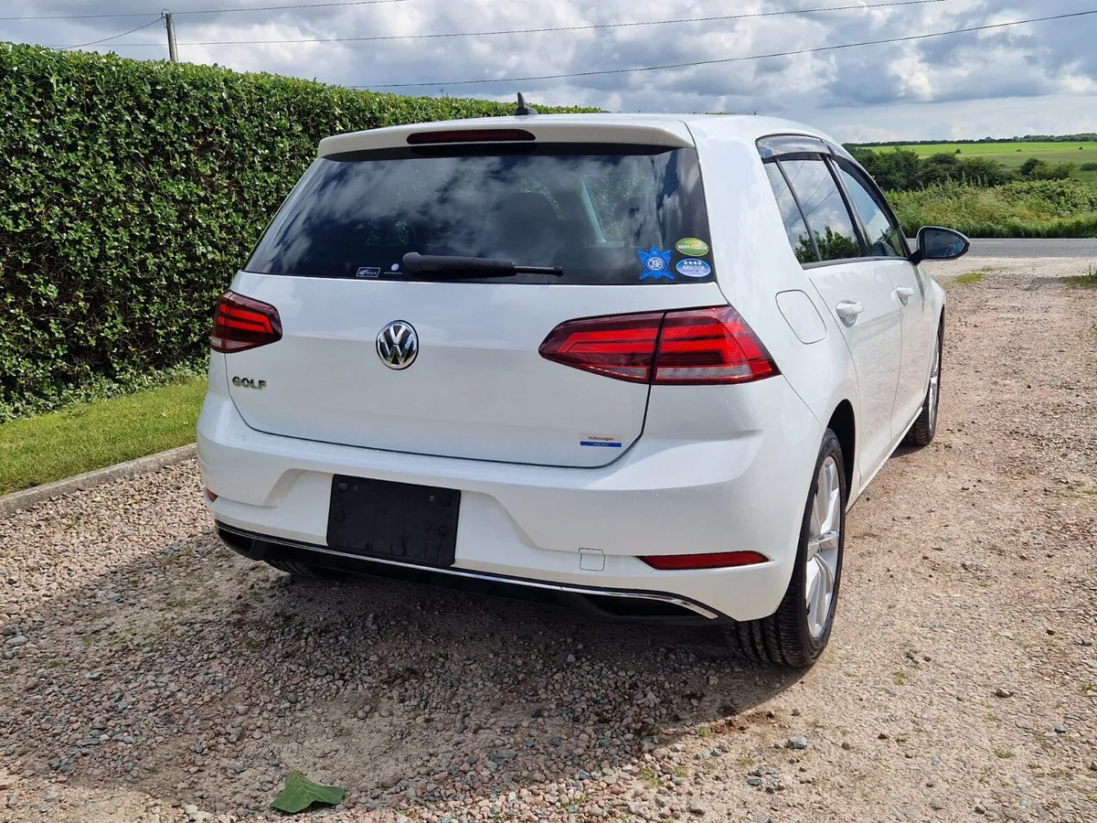 181 Volkswagen Golf 1.2 DSG Comfortline - Image 4
