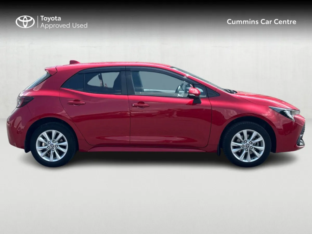 Toyota Corolla HYBRID LUNA H/B 4DR AUTO - Image 3