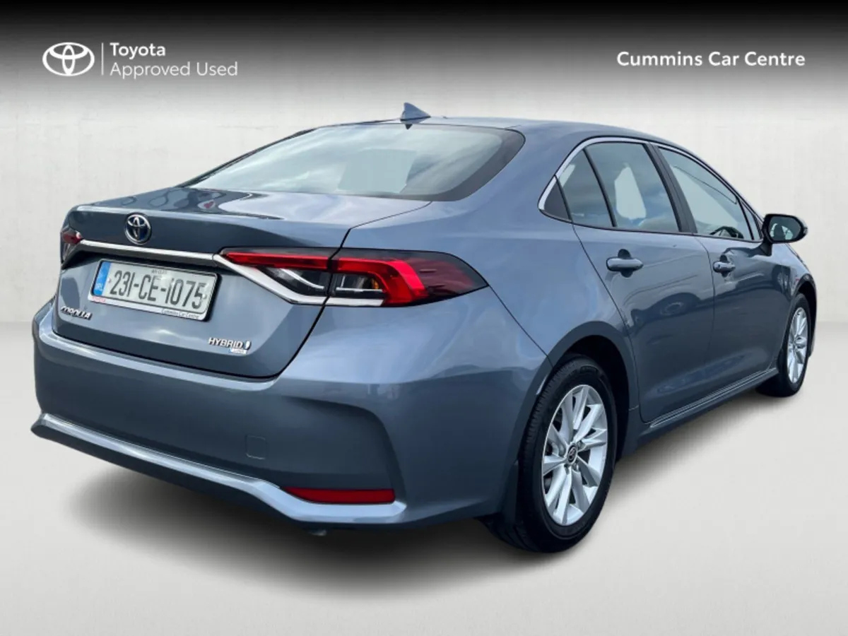 Toyota Corolla COROLLA HYBRID LUNA - Image 2