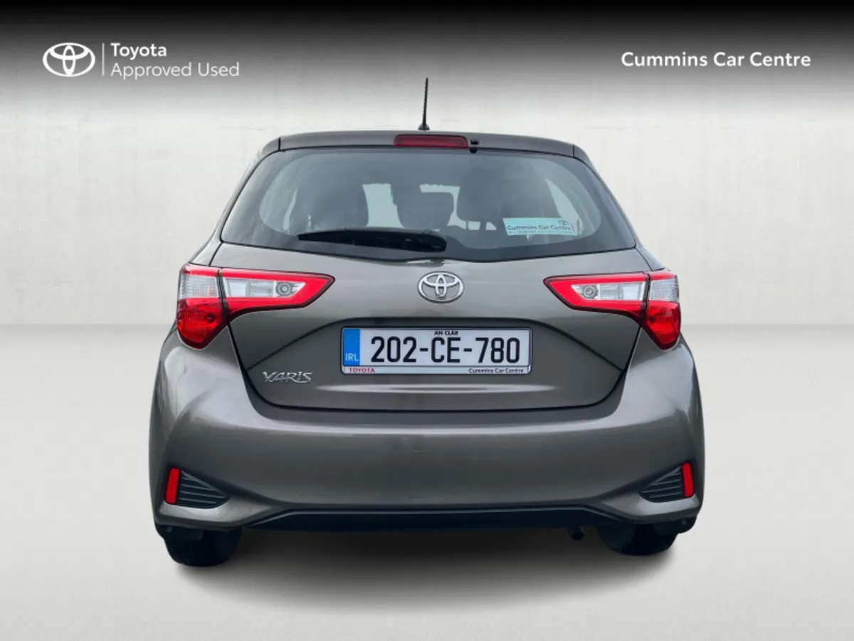 Toyota Yaris 1.0 LUNA 5DR Hatchback - Image 4