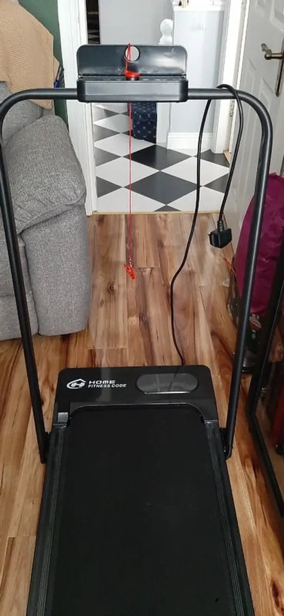 Folding Treadmill - Image 4