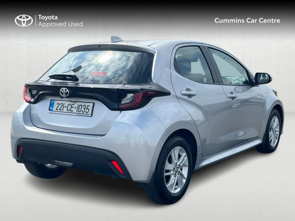 Toyota Yaris 1.0 LUNA 5DR - Image 2