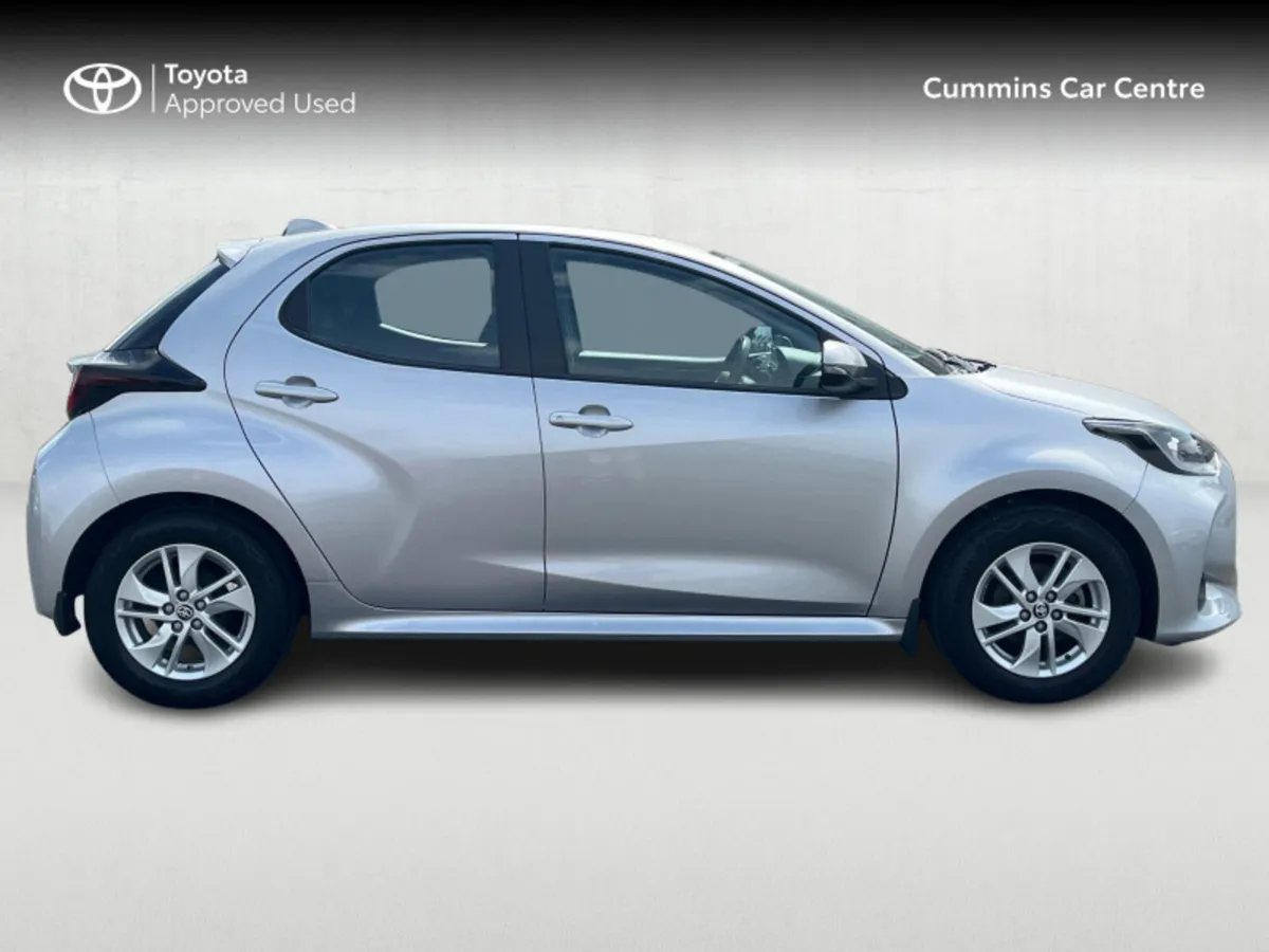 Toyota Yaris 1.0 LUNA 5DR - Image 3