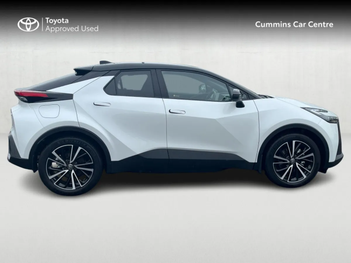 Toyota C-HR C-HR PHEV SOL - Image 3