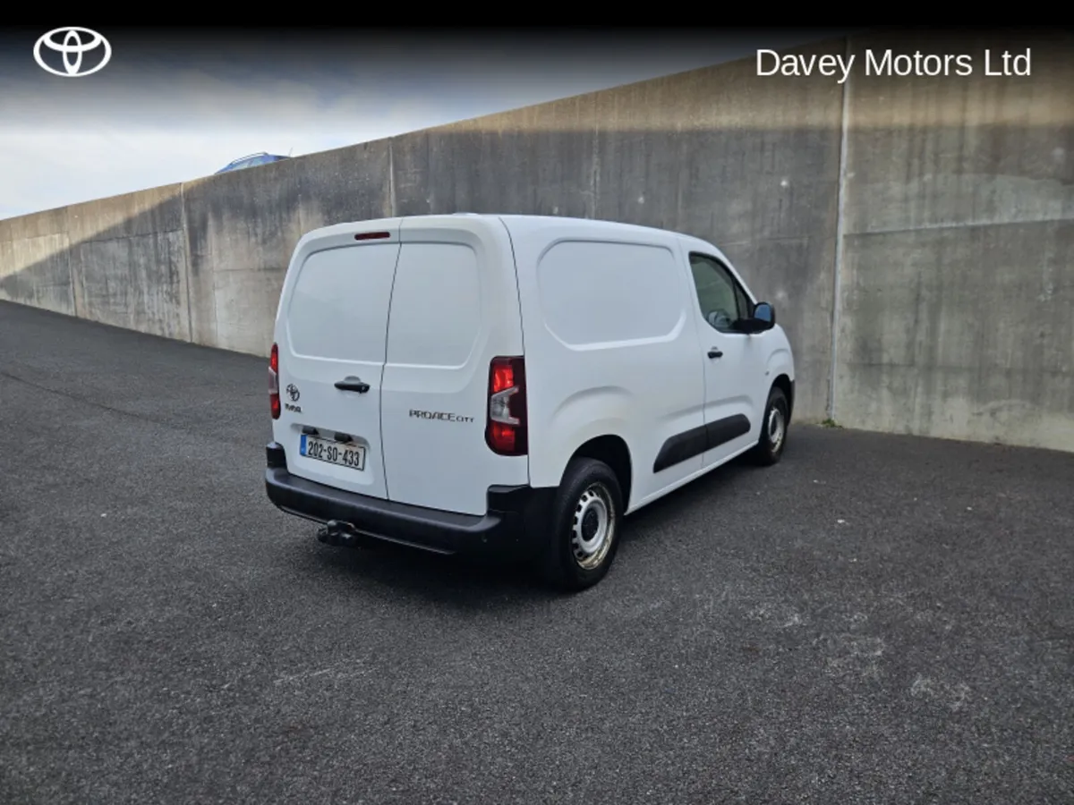 Toyota Proace City P CITY (75HP) GX SWB - Image 2