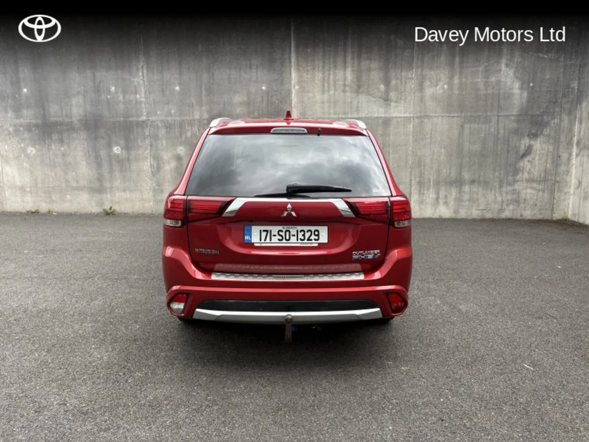 Mitsubishi Outlander 2.0 4H PHEV 200BHP 5 5DR AUTO - Image 4
