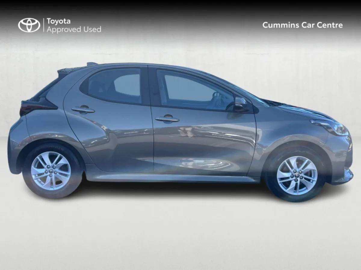 Toyota Yaris YARIS 1.5 LUNA - Image 3