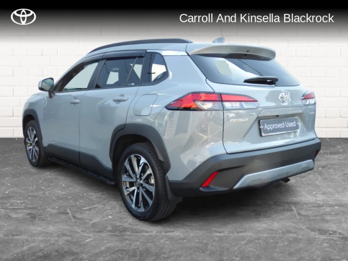 Toyota Corolla Cross Hybrid Sport - Image 2