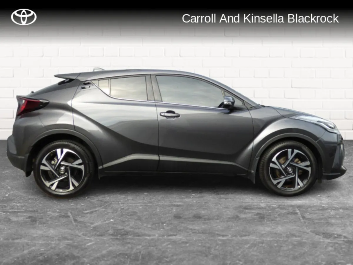 Toyota C-HR Hybrid Sport - Image 3