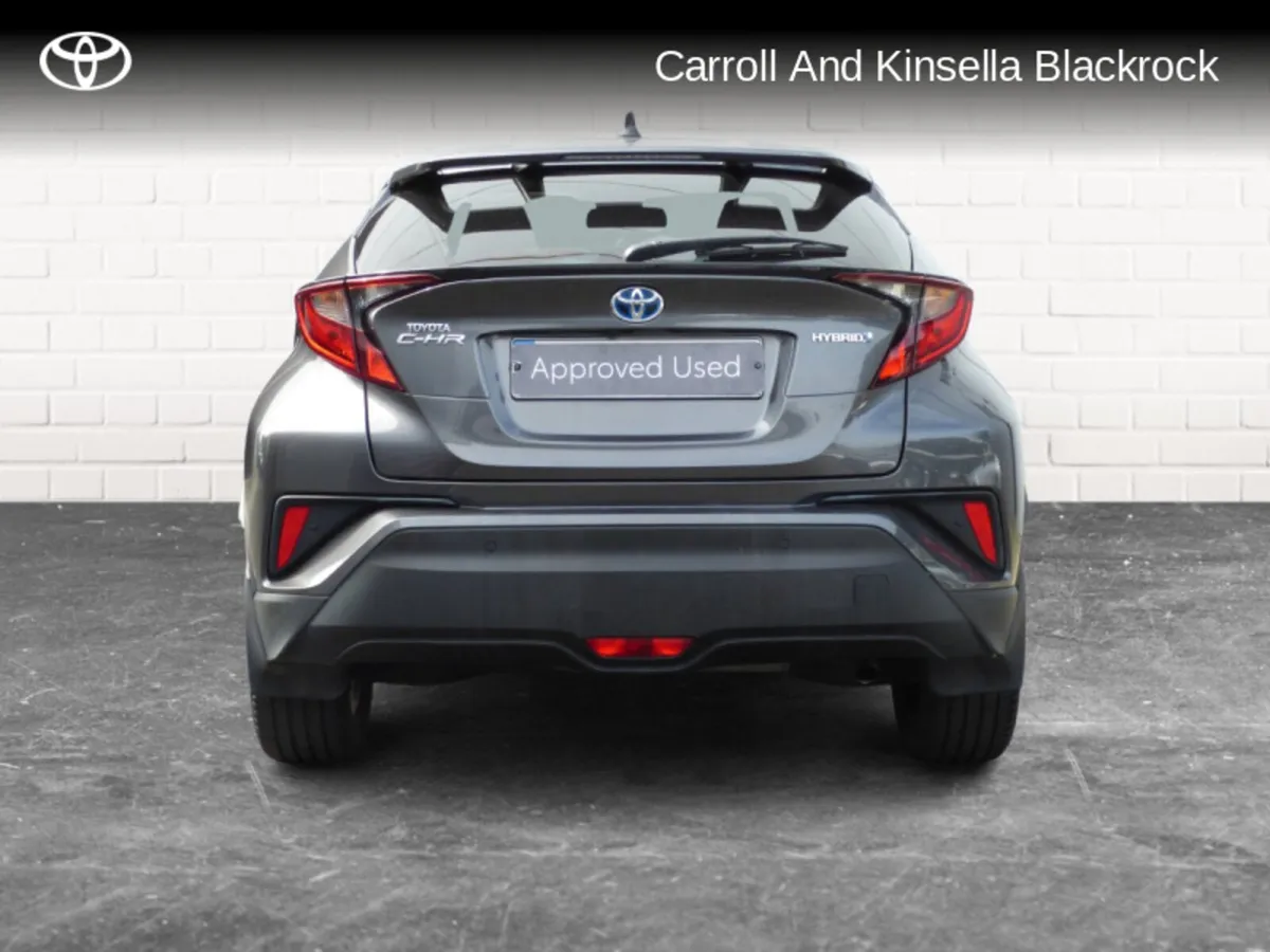 Toyota C-HR Hybrid Sport - Image 4