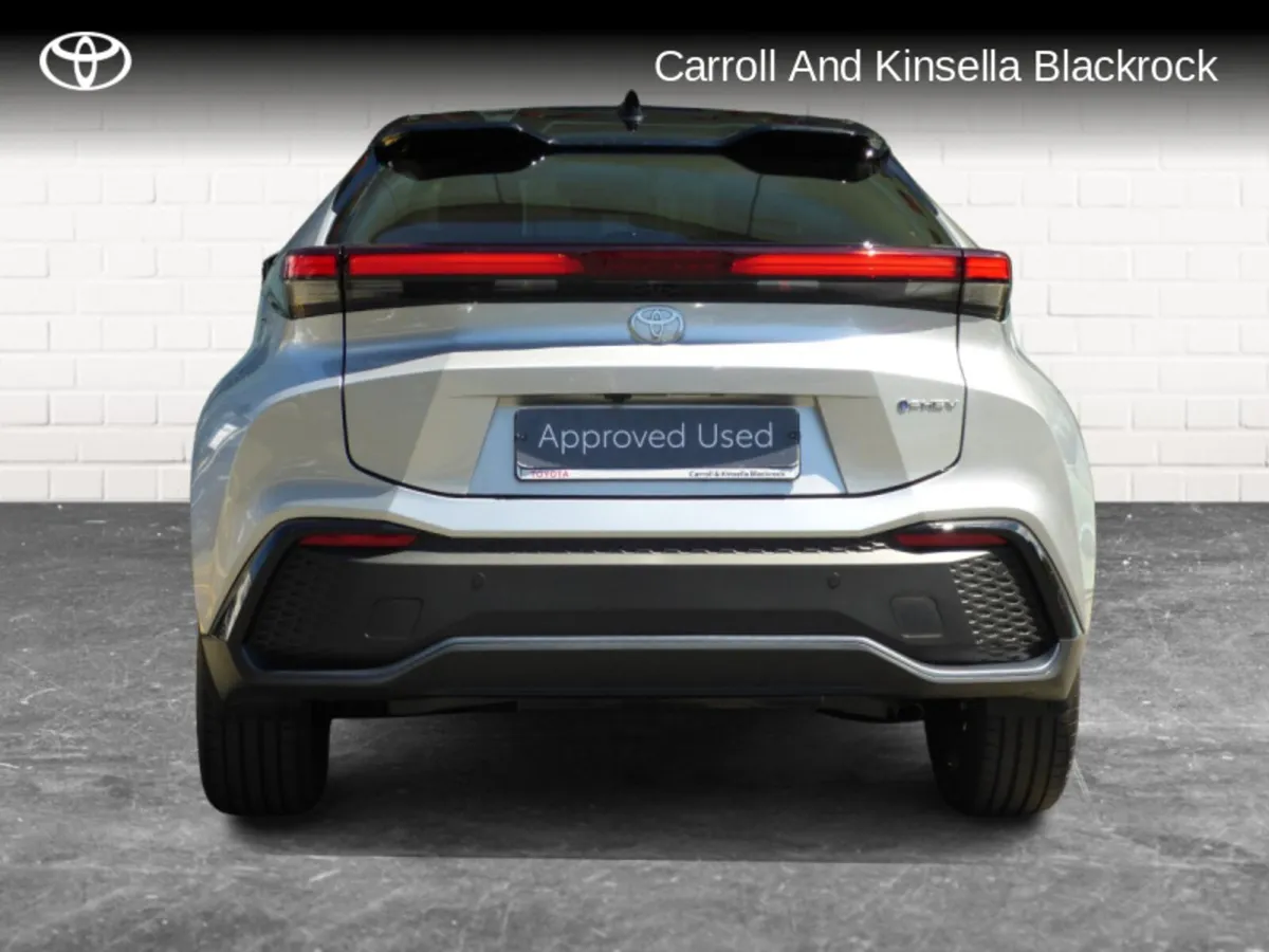 Toyota C-HR Phev Sol - Image 4