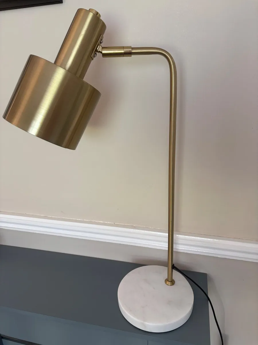 Contemporary lamp - Image 1