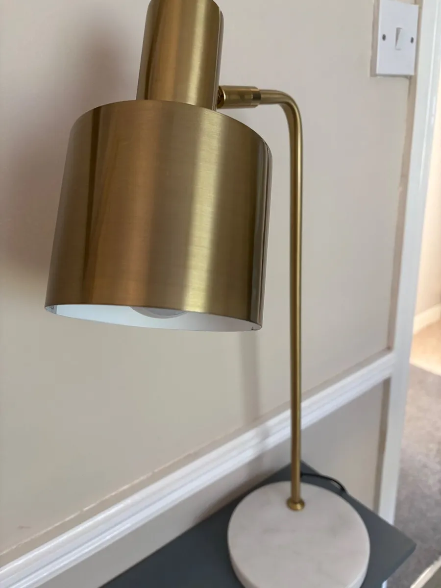 Contemporary lamp - Image 2