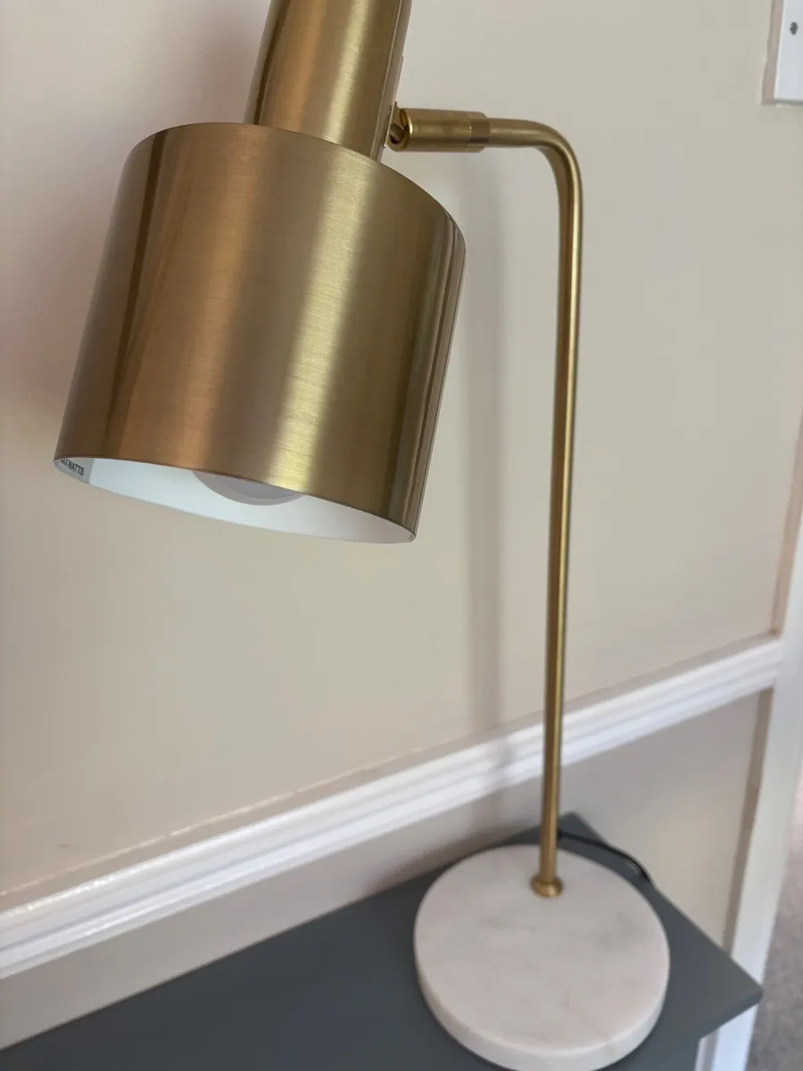 Contemporary lamp - Image 3