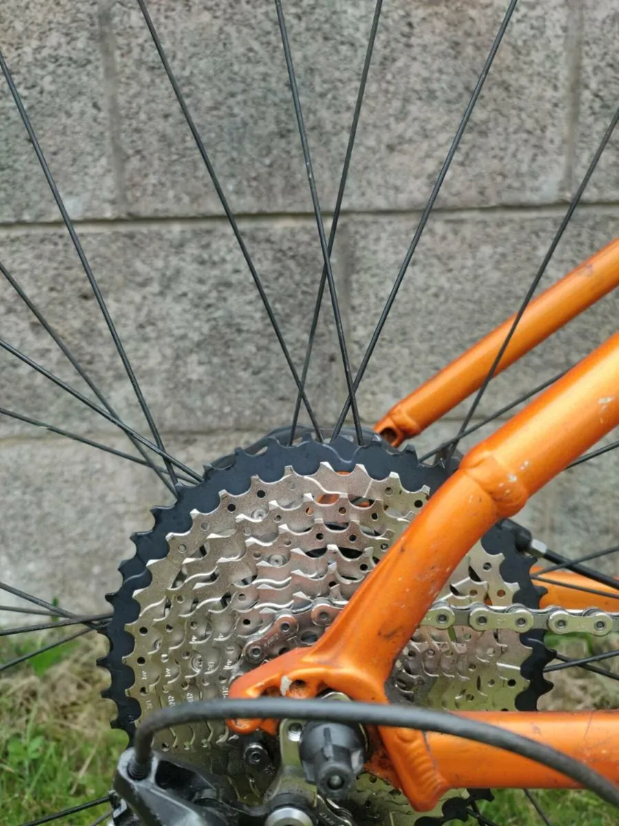 Trek x caliber 7 mountain bike - Image 3