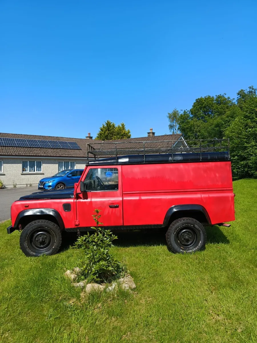 Land Rover defender 110 - Image 2