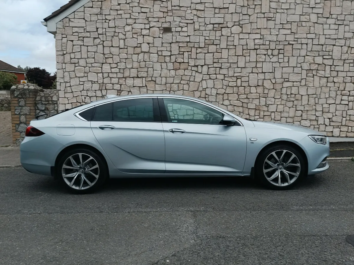 Opel Insignia 2.0 TD Elite NAV 168BHP 5DR - Image 2