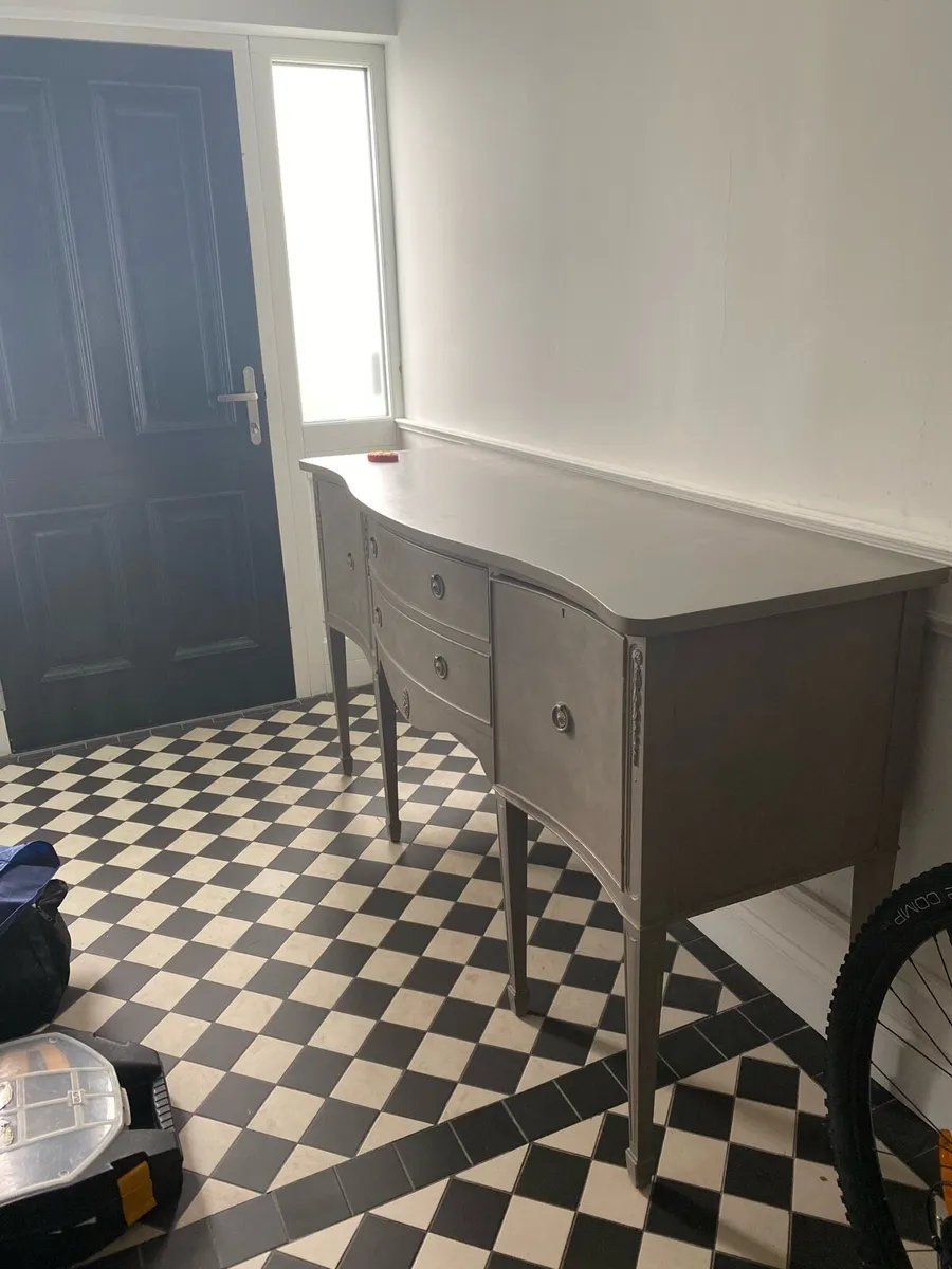 Sideboard
