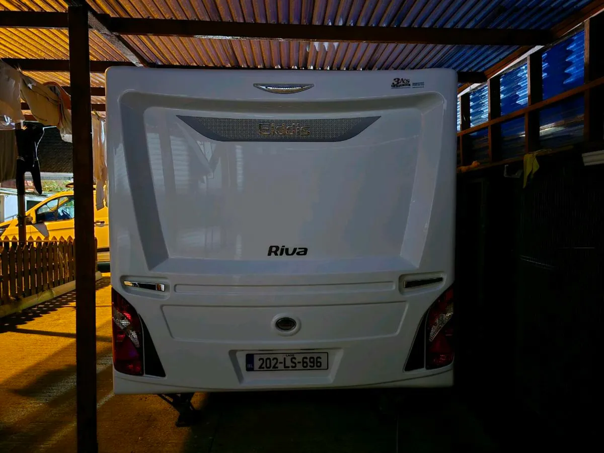 Elddis Avante Riva 6 berth caravan - Image 4