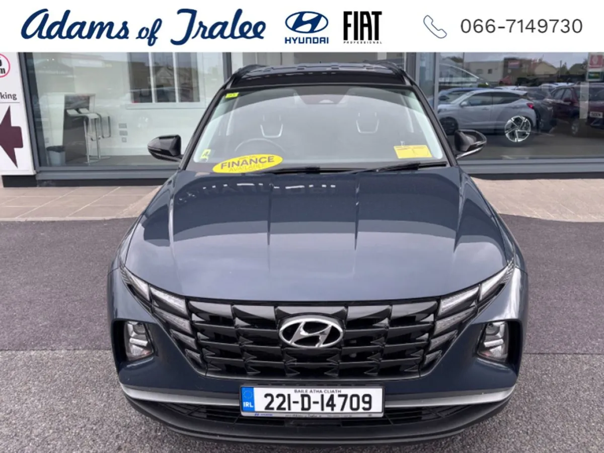 Hyundai Tucson Ix35 Executive 2tone 5DR - Image 3