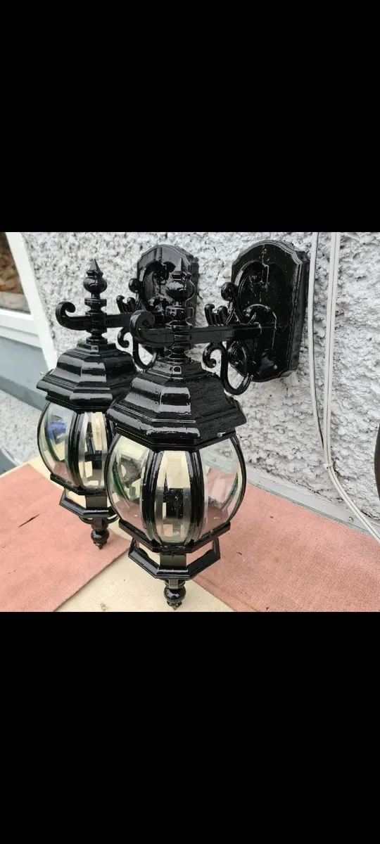 Home door lights - Image 4
