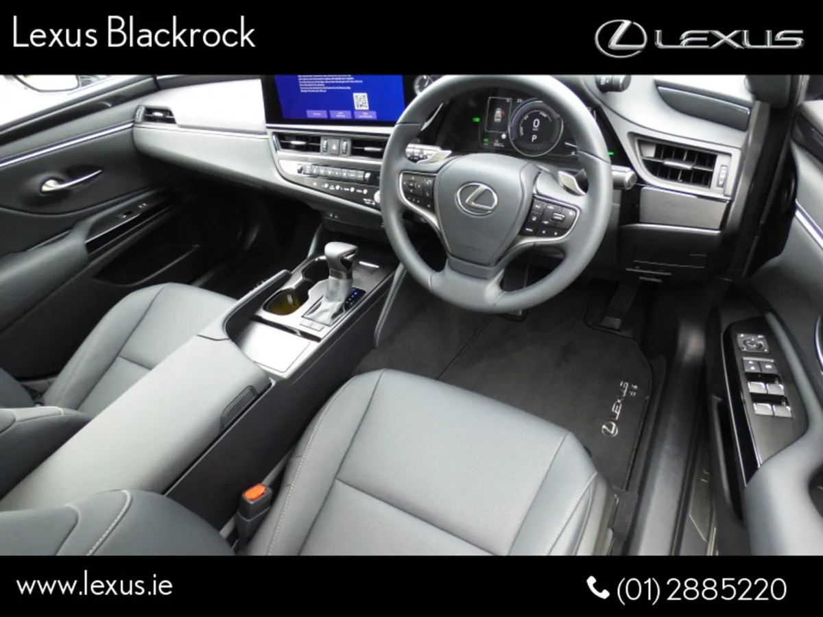 Lexus ES 300h Hybrid Dynamic - Image 2