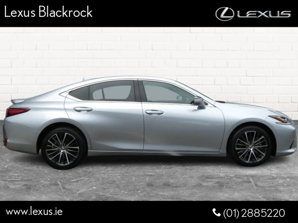 Lexus ES 300h Hybrid Dynamic - Image 4