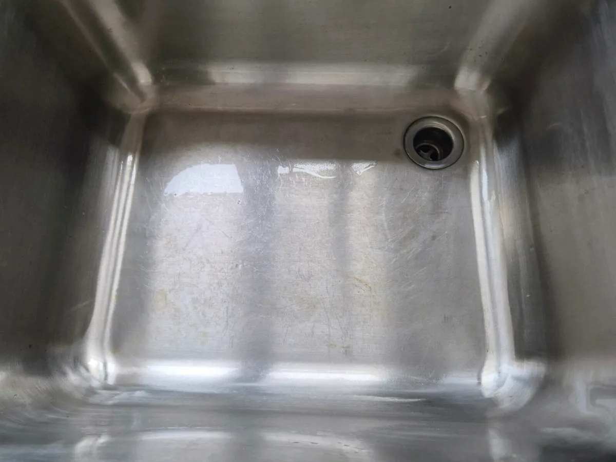 Industrial sink unit with shelf - Image 3