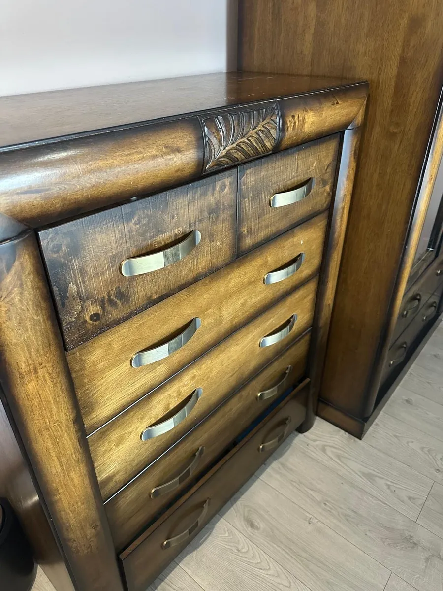 Bedroom forniture - Image 1