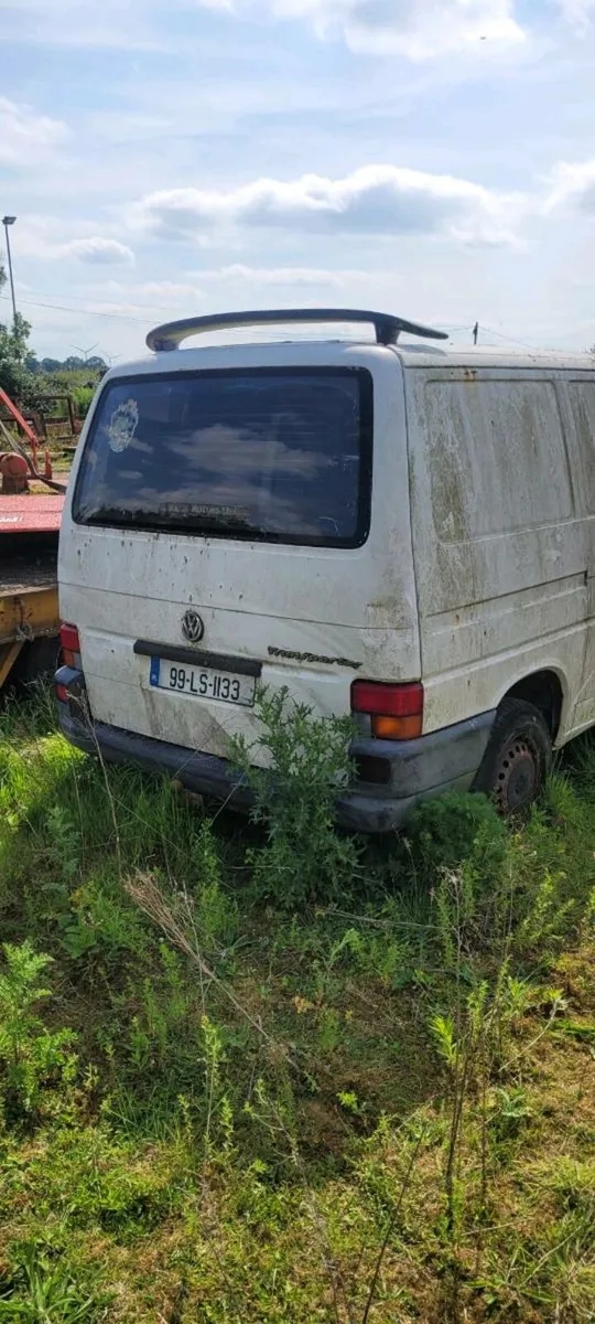 Volkswagen t4 Transporter vintage - Image 4