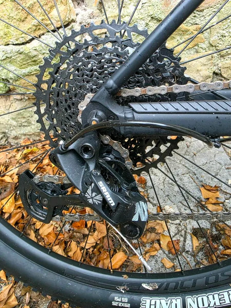 Scott Scale 900 Comp Bike - Image 4